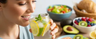 tai sao uong nuoc chanh lai giam can